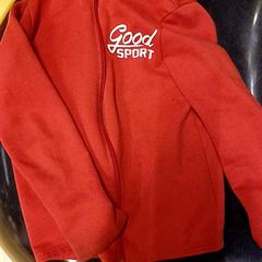 Dessuadora & Jaqueta infantil Rouge, segons ha informat IKEA Bayonne Ametzondo mitjançant iLost