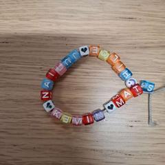 Armbandje met namen, as reported by IKEA Duiven using iLost