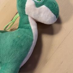 Knuffel Dino groen, jak nahlášeno Familie Resort Molenwaard pomocí iLost