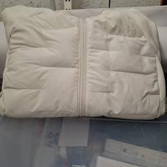 Roba esportiva veste, segons ha informat IKEA Paris - Plaisir mitjançant iLost