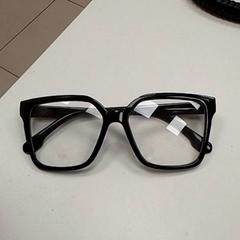 眼鏡 がiLostで ilévia によって報告されました