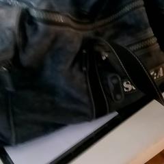 Väska, rapporterat av RRReis IJssel-Vecht med iLost