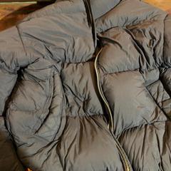 Jas zwart Van donderdagnacht 19 feb, ako bolo nahlásené De Heeren van Aemstel pomocou iLost