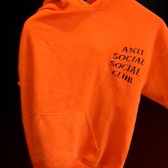 Luvtröja, rapporterat av TivoliVredenburg med iLost