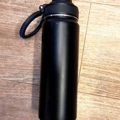 ウォーターボトル がiLostで Qbuzz ZHN によって報告されました