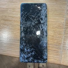 Iphone, segons ha informat Designer Outlet Roosendaal mitjançant iLost