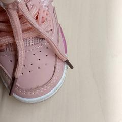 Kleding Schoenen, jak nahlášeno Centraal magazijn pomocí iLost