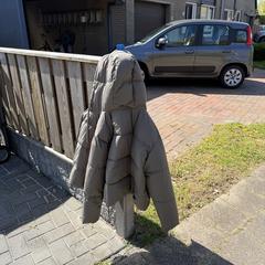 Grijze jas, ha sido reportado a iLost