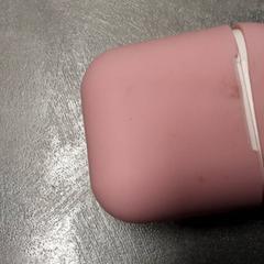 Hörlurshållare Wit /roze, rapporterat av Arriva Friesland / Groningen med iLost