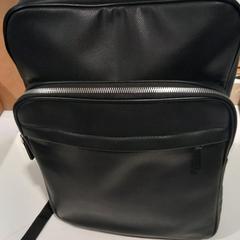 Rugzakje, a été signalé par Pouw Vervoer utilisant iLost