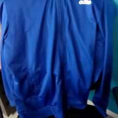 Edzőkabát, amint azt Arriva Twents az iLost segítségével jelentette.