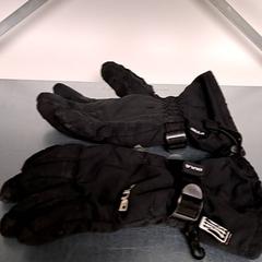 Guants, segons ha informat Keolis Lund mitjançant iLost