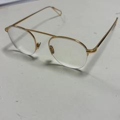 Ulleres Goud Zeiss, segons ha informat Koninklijk Theater Carré mitjançant iLost