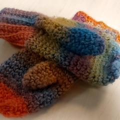 الملابس - Handschoenen، كما تم الإبلاغ عنه بواسطة Regio Oost-Vlaanderen عبر iLost