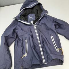 Regenjacke Marke TRIBORD, como reportado por Wilmering Brinkum utilizando o iLost
