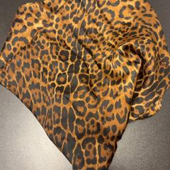 Čepice, jak nahlášeno ibis Styles Rotterdam Ahoy pomocí iLost