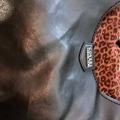 Táska, amint azt RRReis IJssel-Vecht az iLost segítségével jelentette.