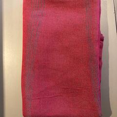 Manta Red, como reportado por Ramada by Wyndham Amsterdam Airport Schiphol utilizando o iLost