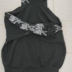 Kleding - hoodie, jak nahlášeno Centraal magazijn pomocí iLost