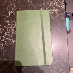 Koadernoa, gisa salatu by Van der Valk Hotel Veenendaal iLost erabiliz