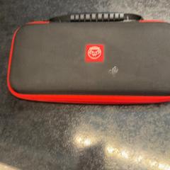 ニンテンドースイッチ がiLostで Rotterdam The Hague Airport によって報告されました