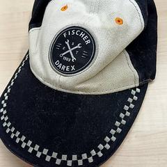 Cap Noir et blanc, come riportato da IKEA Saint-Etienne utilizzando iLost