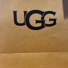 Purchase ugg ugg, segundo informou Designer Outlet Roermond usando iLost