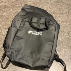 バックパック Op naam van oortwijn がiLostで Gemeente Amsterdam によって報告されました