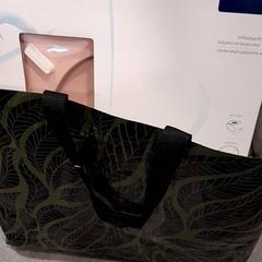 Bag Met wc bril, as reported by Qbuzz DMG using iLost