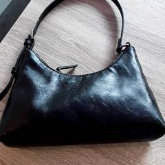 Handbag, as reported by EBS Tramplein using iLost