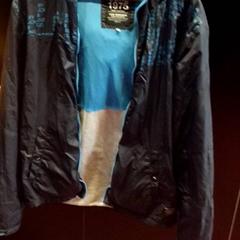 Jaqueta, segons ha informat TivoliVredenburg mitjançant iLost