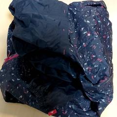 Kleding - kinder Regenjas, a été signalé par Centraal magazijn utilisant iLost