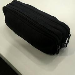 Schrijfwaren etui, amint azt TU/e - Receptie MetaForum az iLost segítségével jelentette.