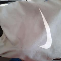 Taška met schoenen, jak nahlášeno Regio Limburg - Leuven pomocí iLost