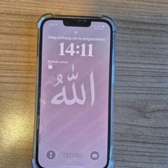 Smartphone roze Apple, as reported by Connexxion Zeeland using iLost