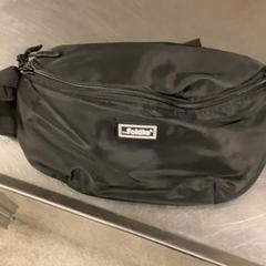 Fannypack, a été signalé par MEININGER Hotel Copenhagen utilisant iLost