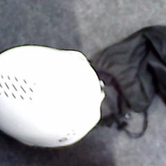 Casco, come riportato da SnowWorld Landgraaf utilizzando iLost