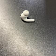 Airpod Wit een losse, rapporterat av Pathé Amsterdam Noord med iLost