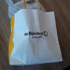 Tasje Papier Bijenkorf, come riportato da EBS Tramplein utilizzando iLost