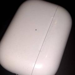 Pouzdro na airpods, jak nahlášeno TivoliVredenburg pomocí iLost