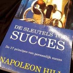 Book, as reported by Rotterdam The Hague Airport using iLost