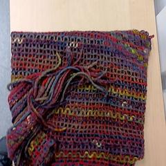 Xal Laine rouge,gris,jaune, segundo informou IKEA Toulouse usando iLost