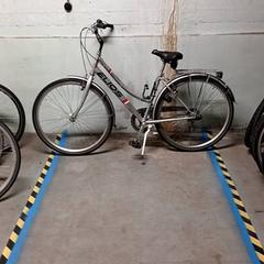 Bicicleta femenina Elios Zilver/zwarte letters, segons ha informat Fietsdepot Hasselt mitjançant iLost