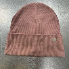 Hatt, som rapportert av IKEA Praha – Zličín ved bruk av iLost