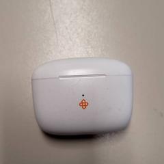 Etui na airpody, zgłoszono przez Connexxion Haarlem IJmond przy użyciu iLost