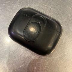 Audífonos RoHs, ha sido reportado por MEININGER Hotel Bruxelles Gare du Midi con iLost