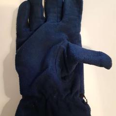 Rukavice, jak nahlášeno Regio Limburg - Leuven pomocí iLost