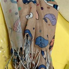 Choker Taupe a motif, jak nahlášeno IKEA Lille pomocí iLost