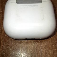 Airpodscase airpidscase, como reportado por Qbuzz DMG utilizando o iLost