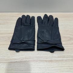 Gloves, as reported by IKEA Kållered using iLost